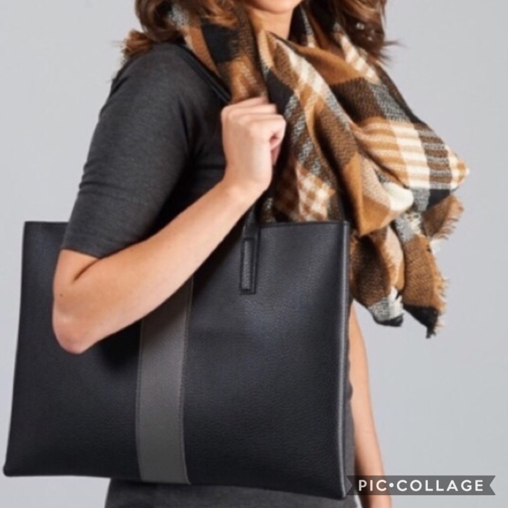 Vince Camuto Luck Tote